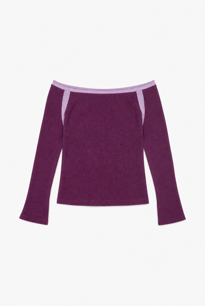 Retro Tee flat-lay